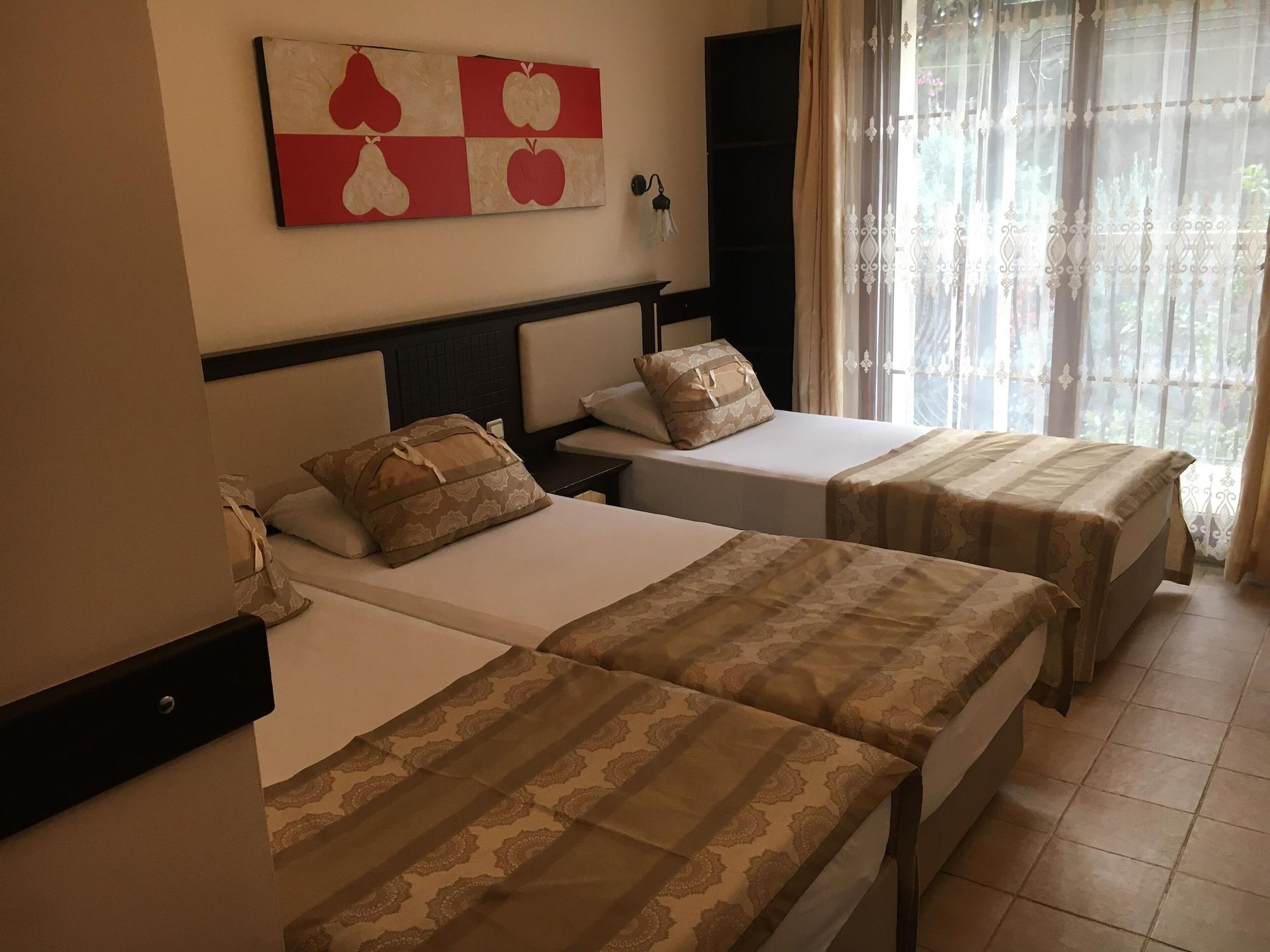 Telmessos Neva Hotel Oludeniz Bagian luar foto