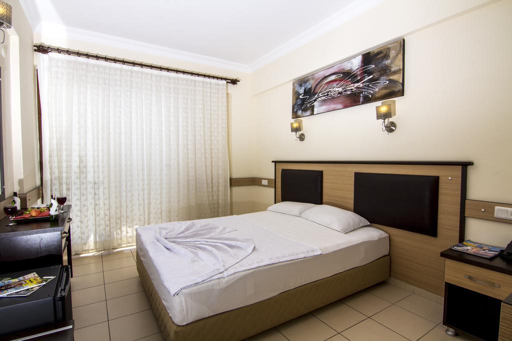 Telmessos Neva Hotel Oludeniz Bagian luar foto